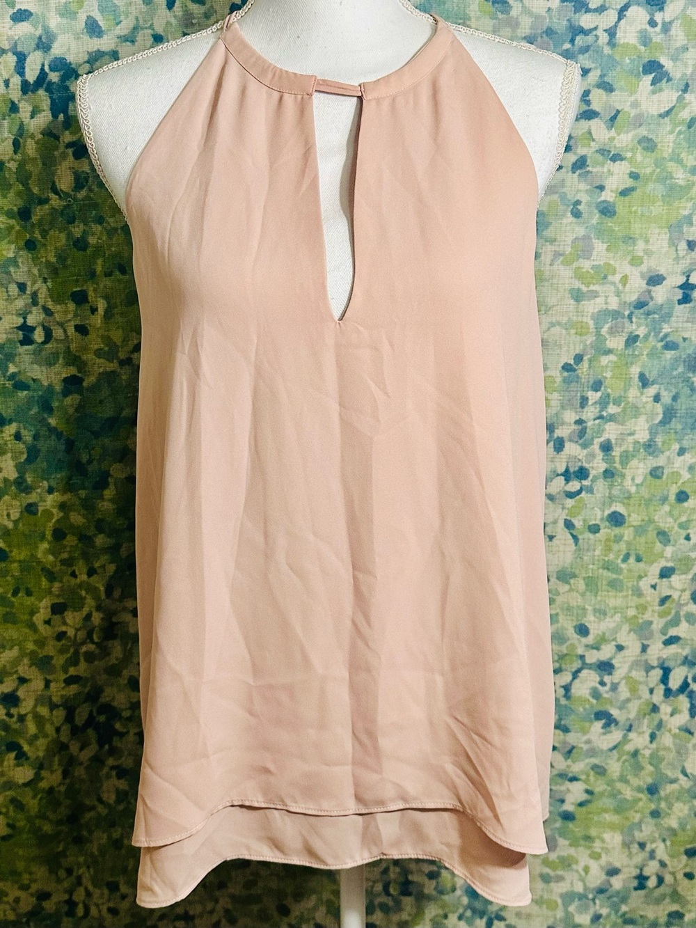 Banana Republic Blush Pink Halter Keyhole Blouse Size Medium Sleeveless